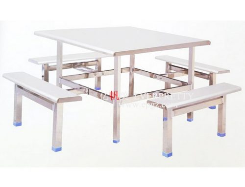 Advantages of Working with a Manufacturer of Cafeteria Tables and Chairs