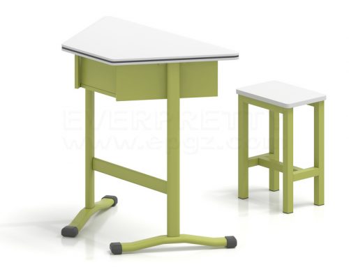 Why a Desk and Chair Is the Best Choice for Students
